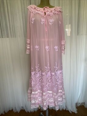 Vintage 60’s Sheer Pink Floral Lace Nightgown - Romantic Long Sleeves by Romance